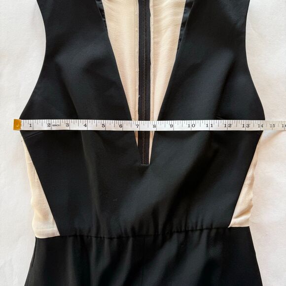 Alice + Olivia Londyn Sheer Panel V-Neck Sleeveless Wide Leg Jumpsuit in Black 2 - Picture 10 of 12